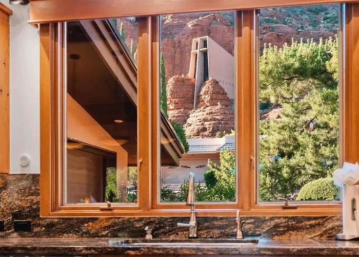 Ferienhaus Chapel Vista Main House Red Rock Views And Hot Tub Sedona